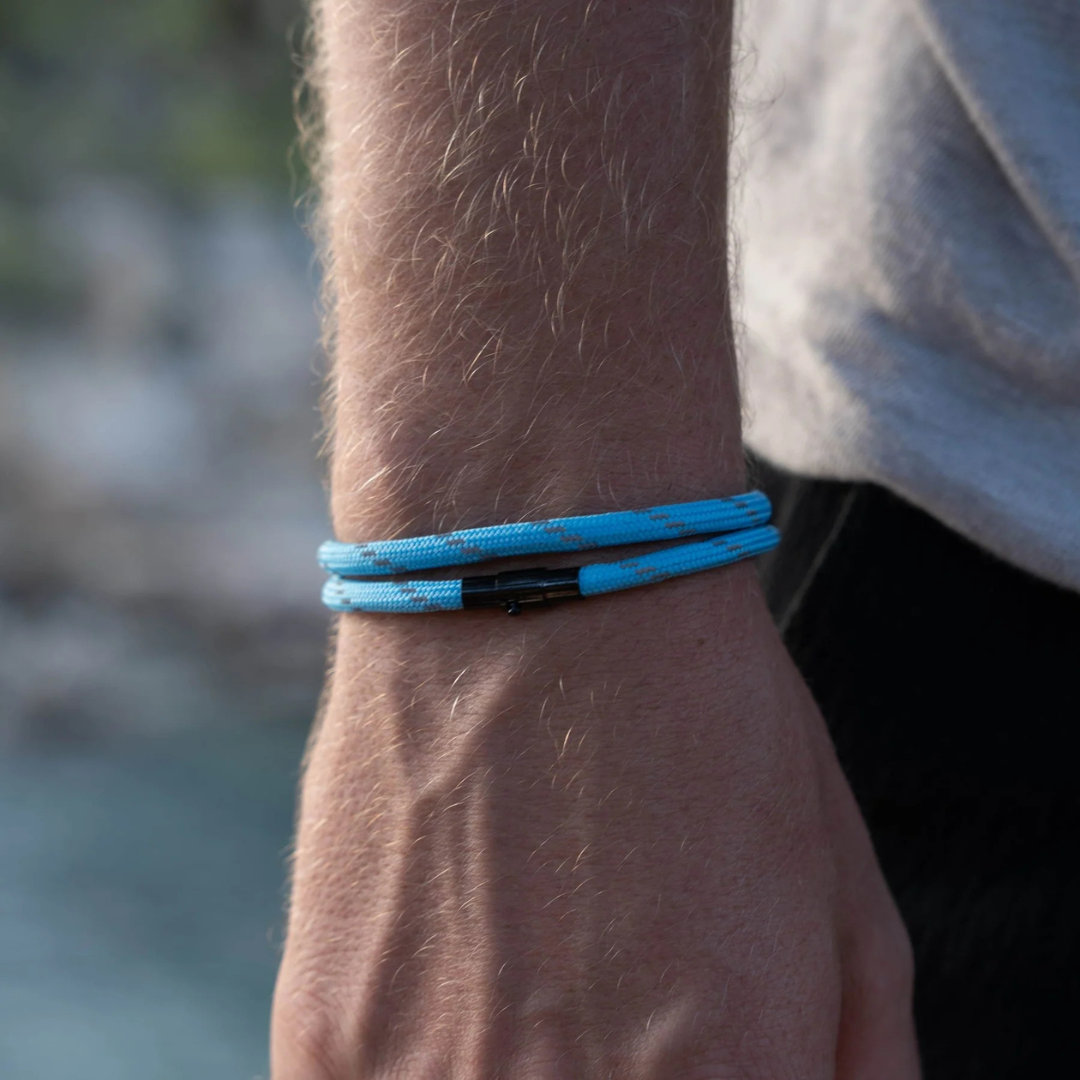 Blaues minimalistisches Seilarmband