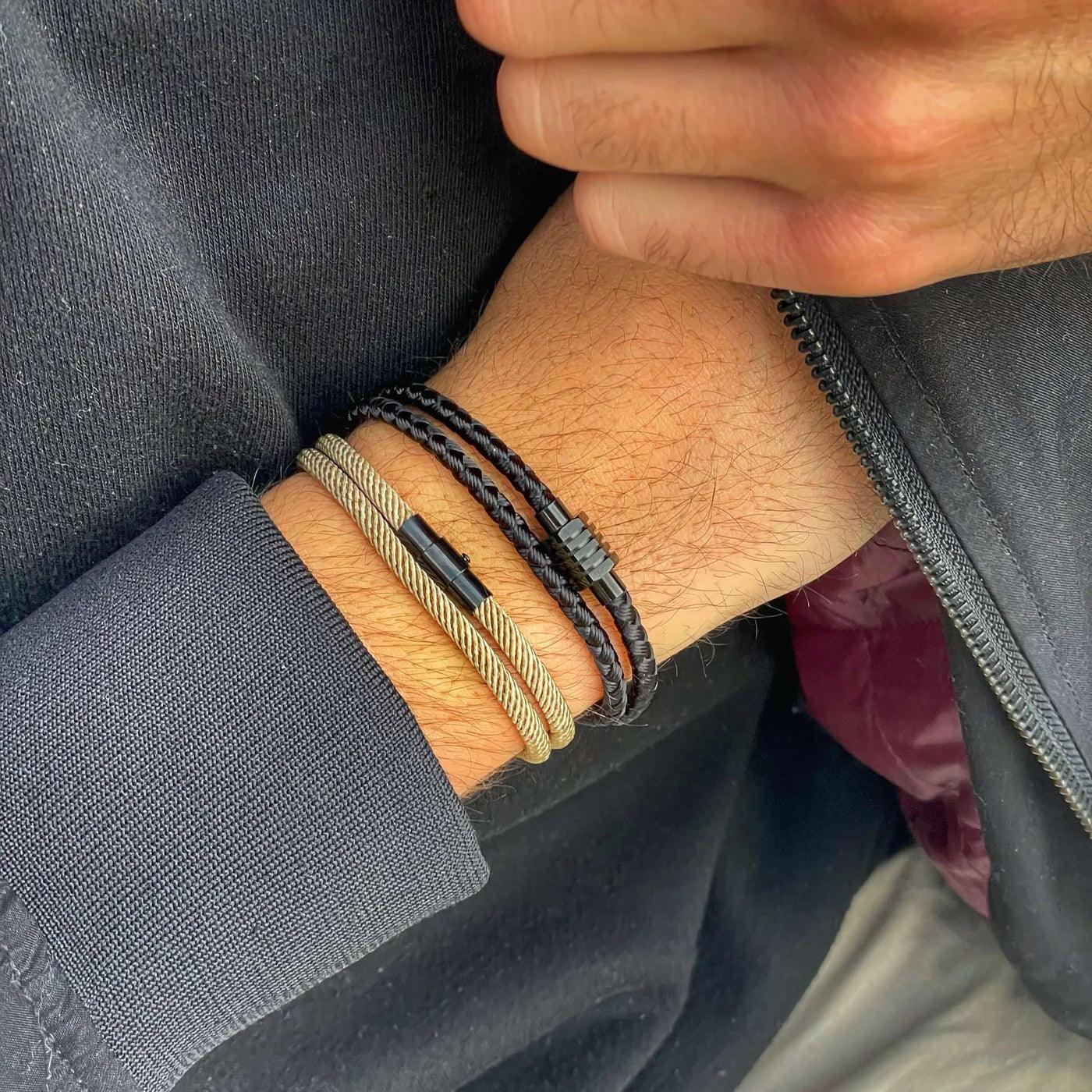 Schwarzes minimalistisches Seilarmband