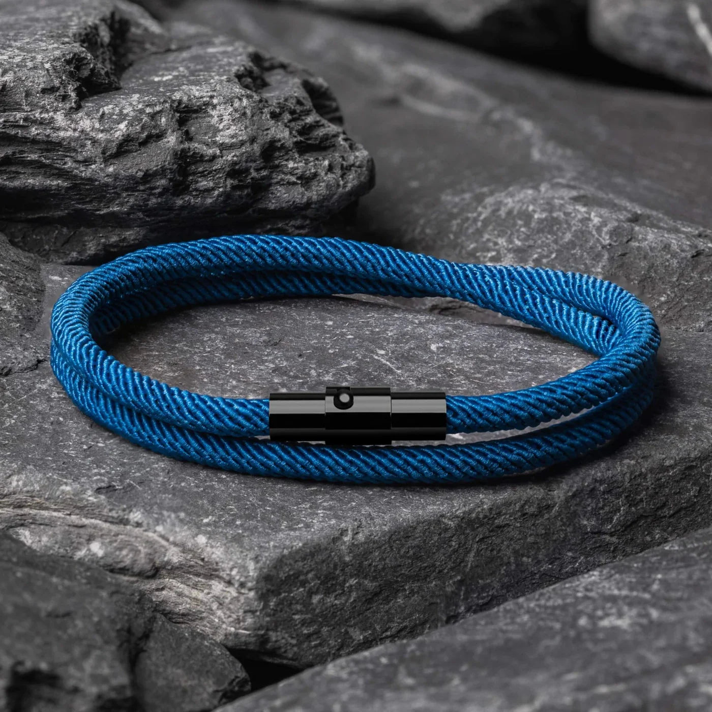 Blaues minimalistisches Seilarmband