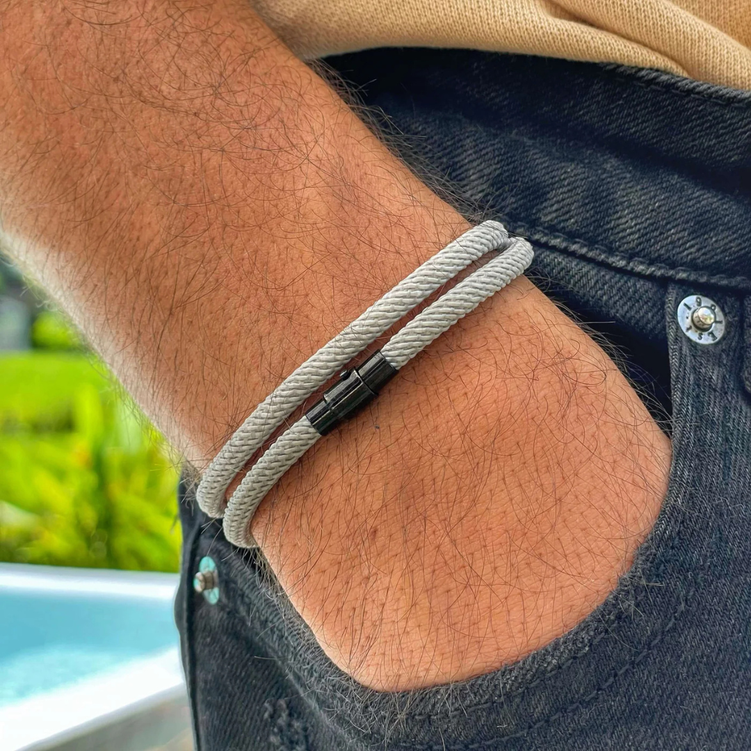 Graues minimalistisches Seilarmband