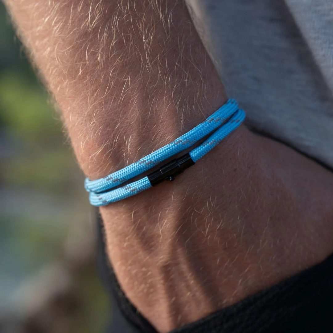 Blaues minimalistisches Seilarmband