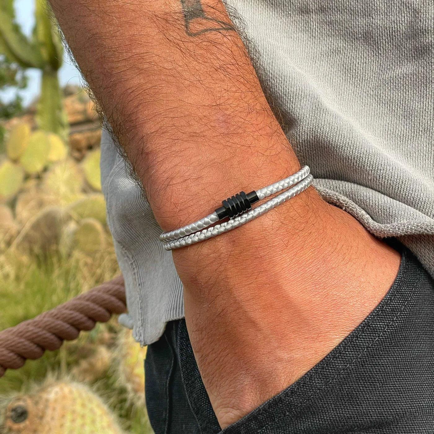 Weißes minimalistisches Seilarmband