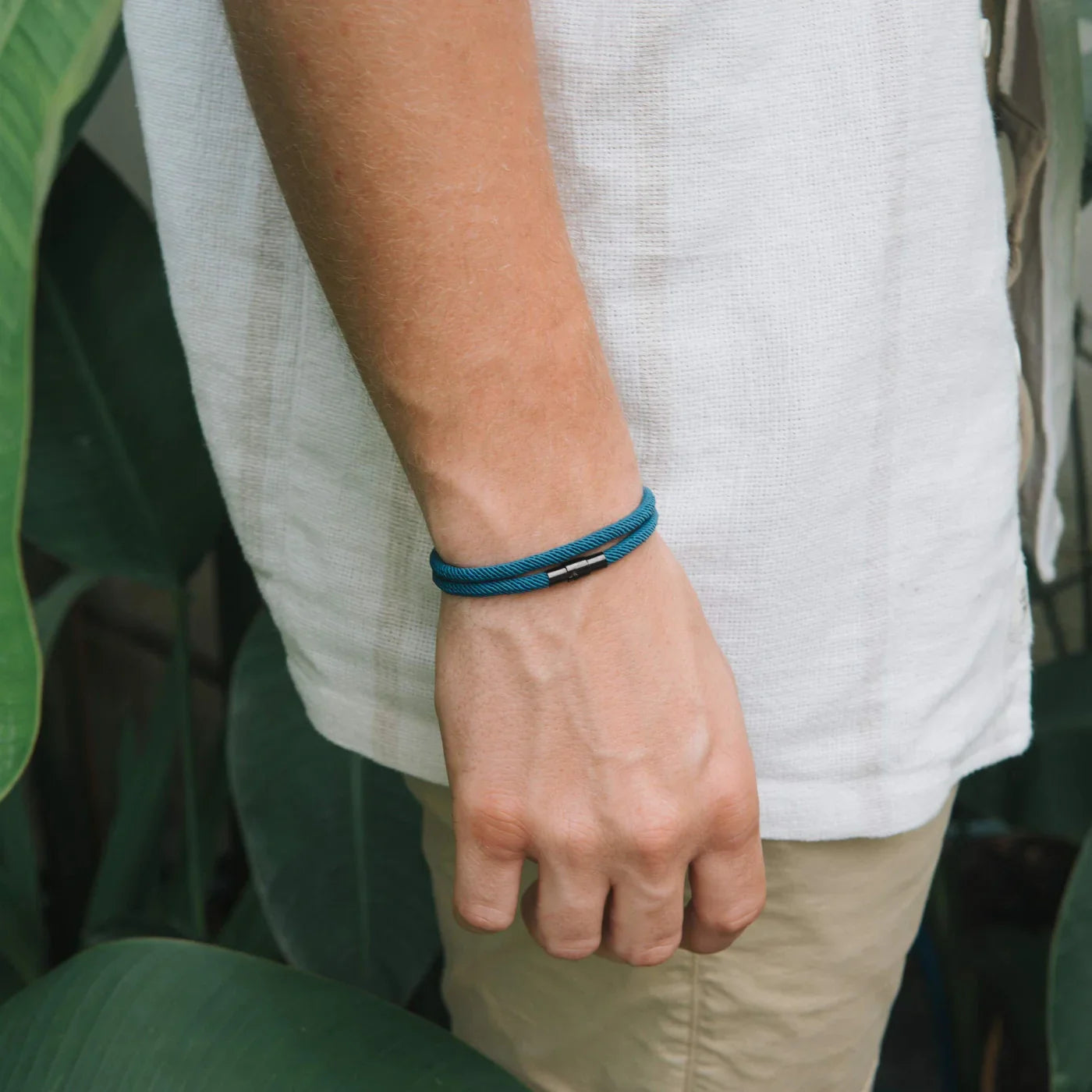 Blaues minimalistisches Seilarmband