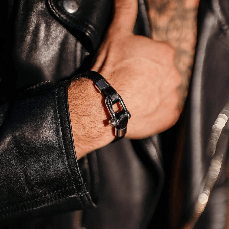 Silver Smooth Leather Bracelet